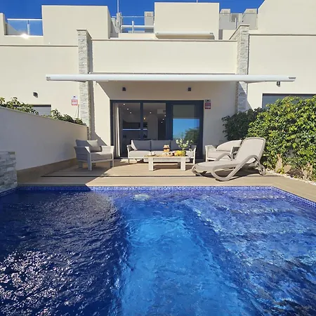 Piscina Privada Aguas Nuevas Ferienhaus *
