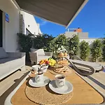 Piscina Privada Aguas Nuevas Дом отдыха *