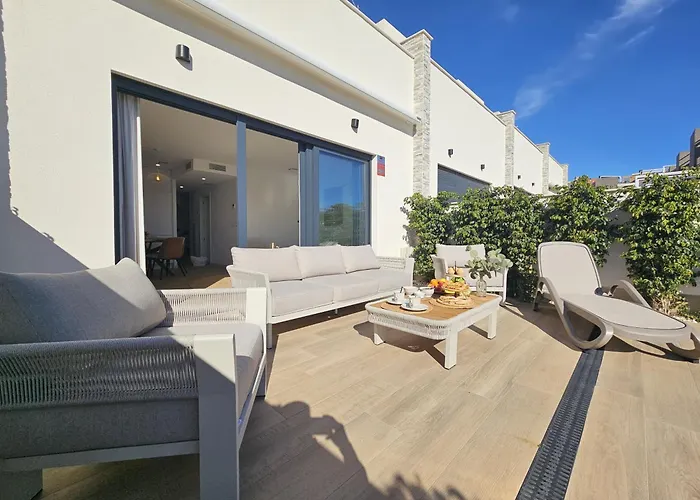 Piscina Privada Aguas Nuevas Vakantiehuis *