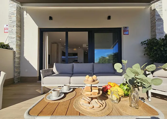 Piscina Privada Aguas Nuevas Vakantiehuis